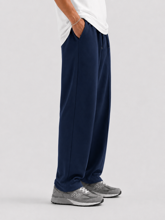Basic Straight- leg Pleated Trouser