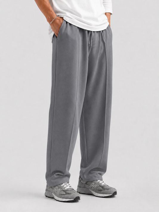 Basic Straight- leg Pleated Trouser